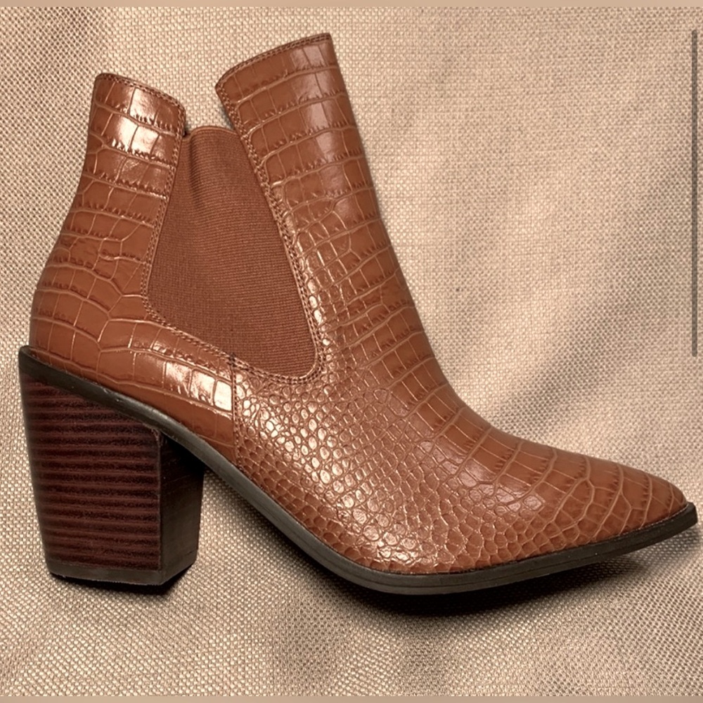 Chinese Laundry Utah Ankle Boot